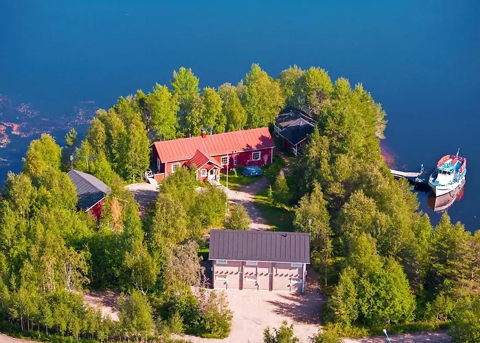 Santa\'S Little Village - Hotel Uitonniemi