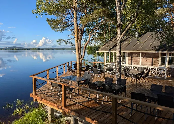 Santa\'S Little Village - Hotel Uitonniemi