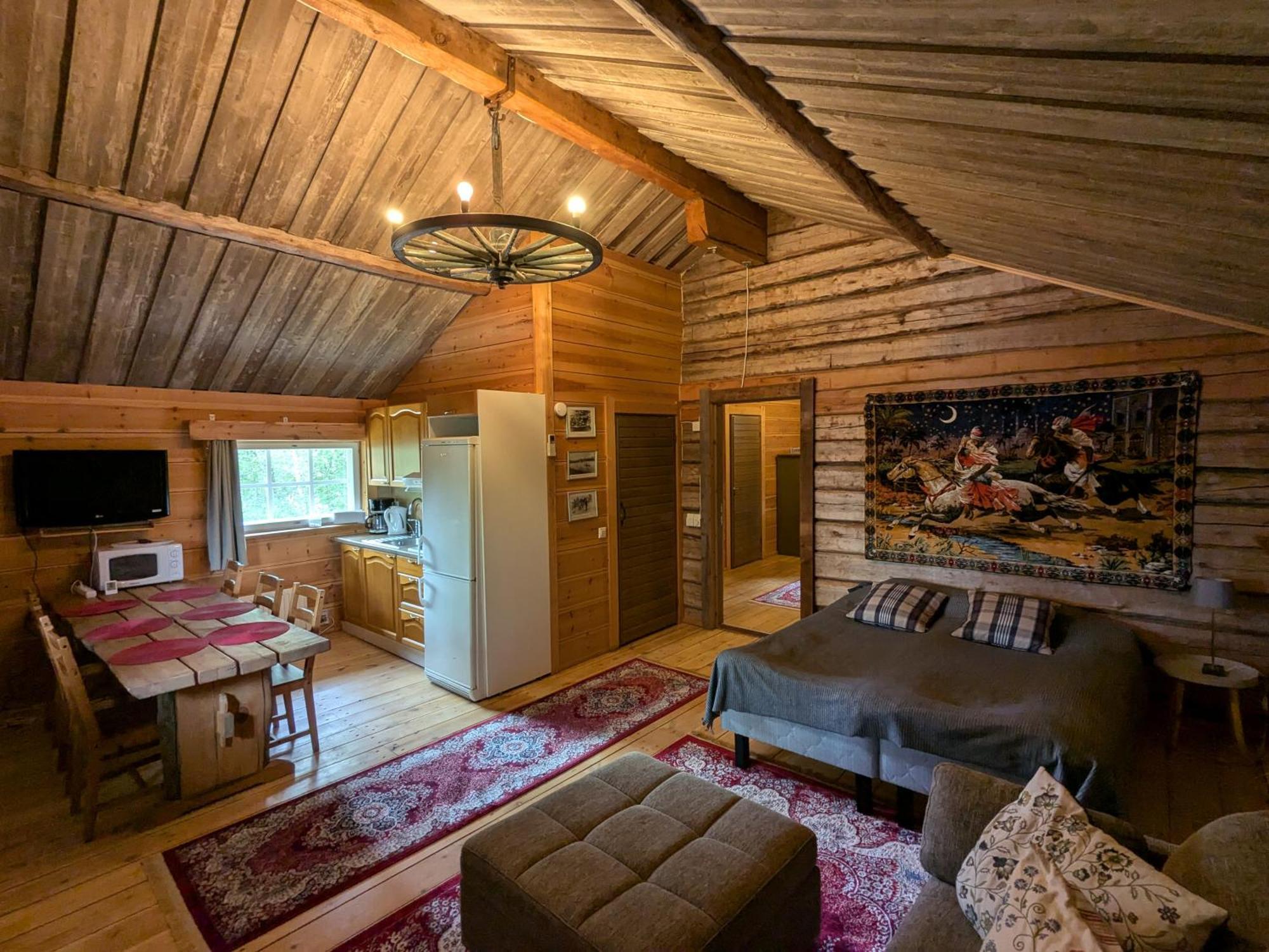 Santa's Little Village - Uitonniemi Hotel Kemijarvi